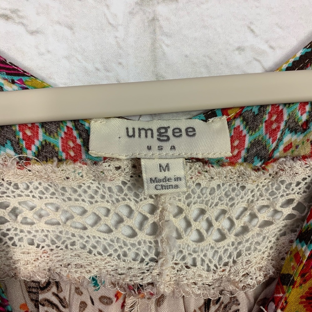 Umgee Boho Sleeveless Aztec Floral Mixed Media Top - Picture 9 of 10